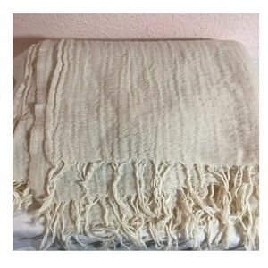 HOTEL COLLECTION BOILED WOOL RIPPLE THROW BLANKET